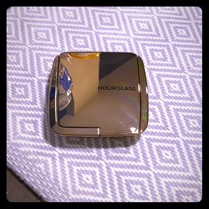 Hourglass dim infusion - brand new!